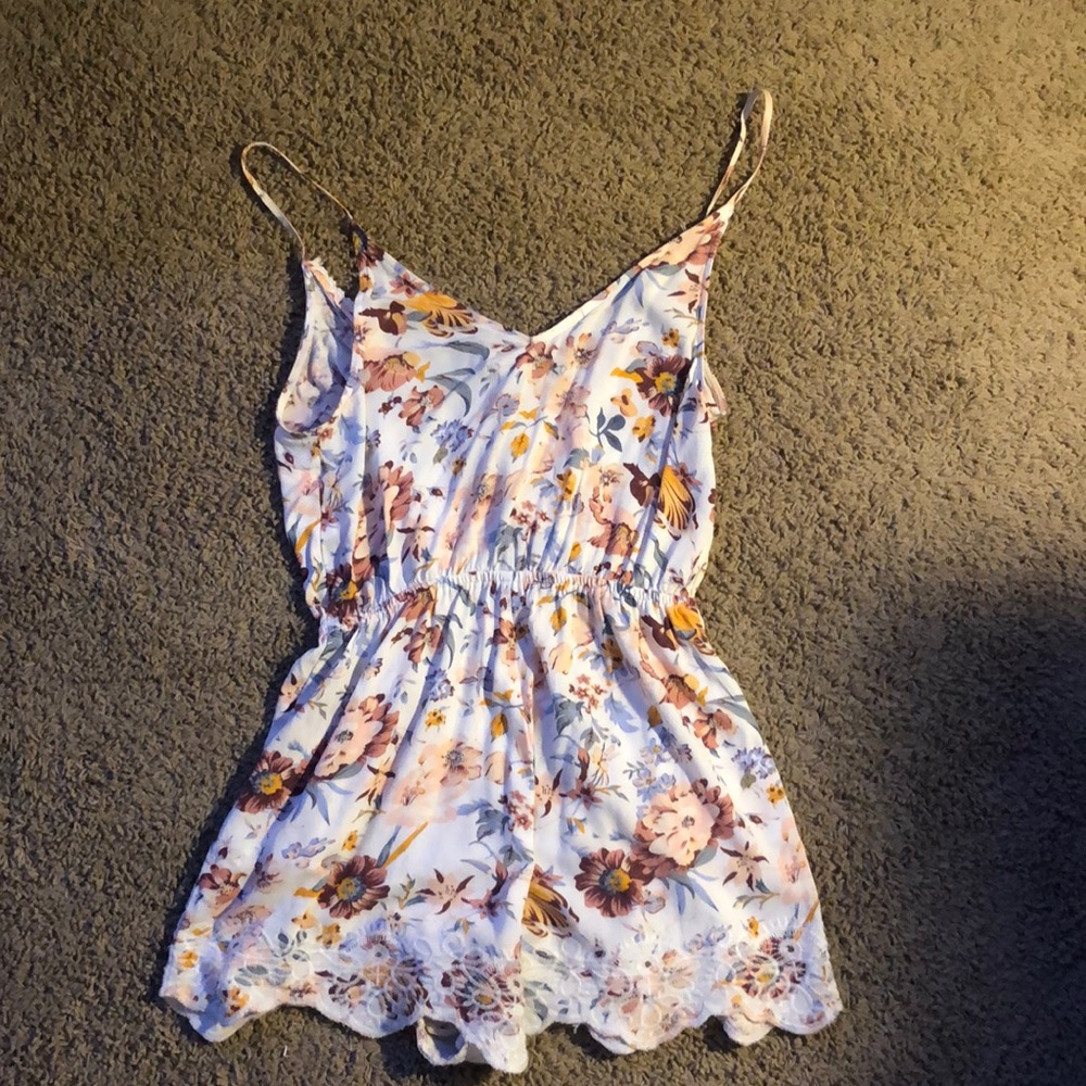 Romper - Picture 2 of 2